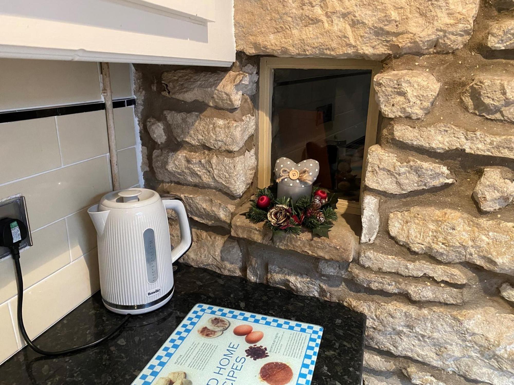 Lavender Cottage, Grade 2 Listed Period Stone Built Cottage In Pickering, North Yorkshire Ngoại thất bức ảnh